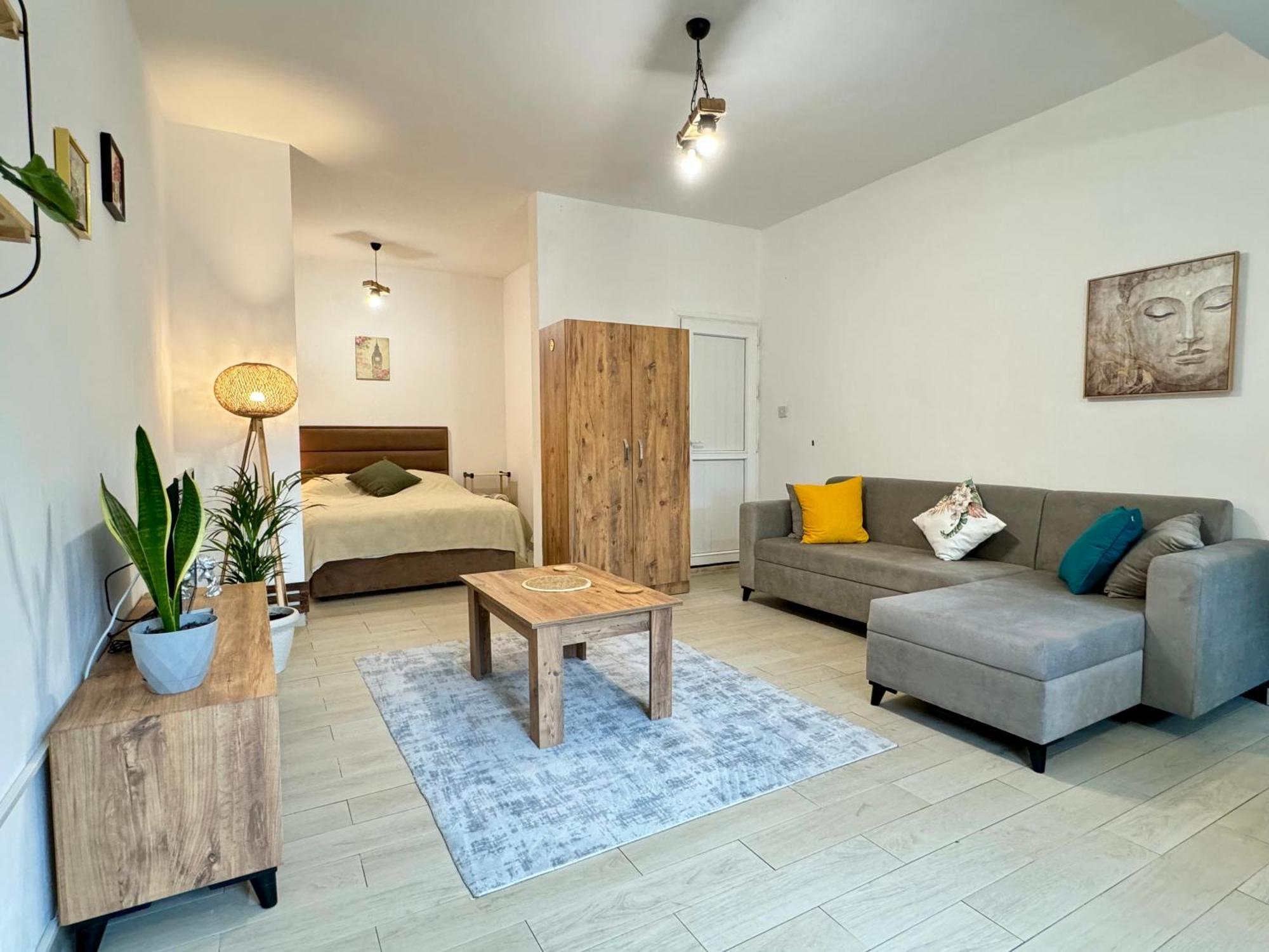 Luxury In Kyrenia * Kyrenia (Northern Cyprus)